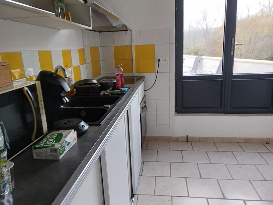Agreable Maison Avec Parking Gratuit Appartement Amiens Buitenkant foto
