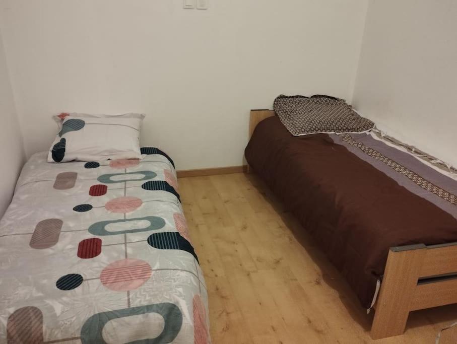 Agreable Maison Avec Parking Gratuit Appartement Amiens Buitenkant foto